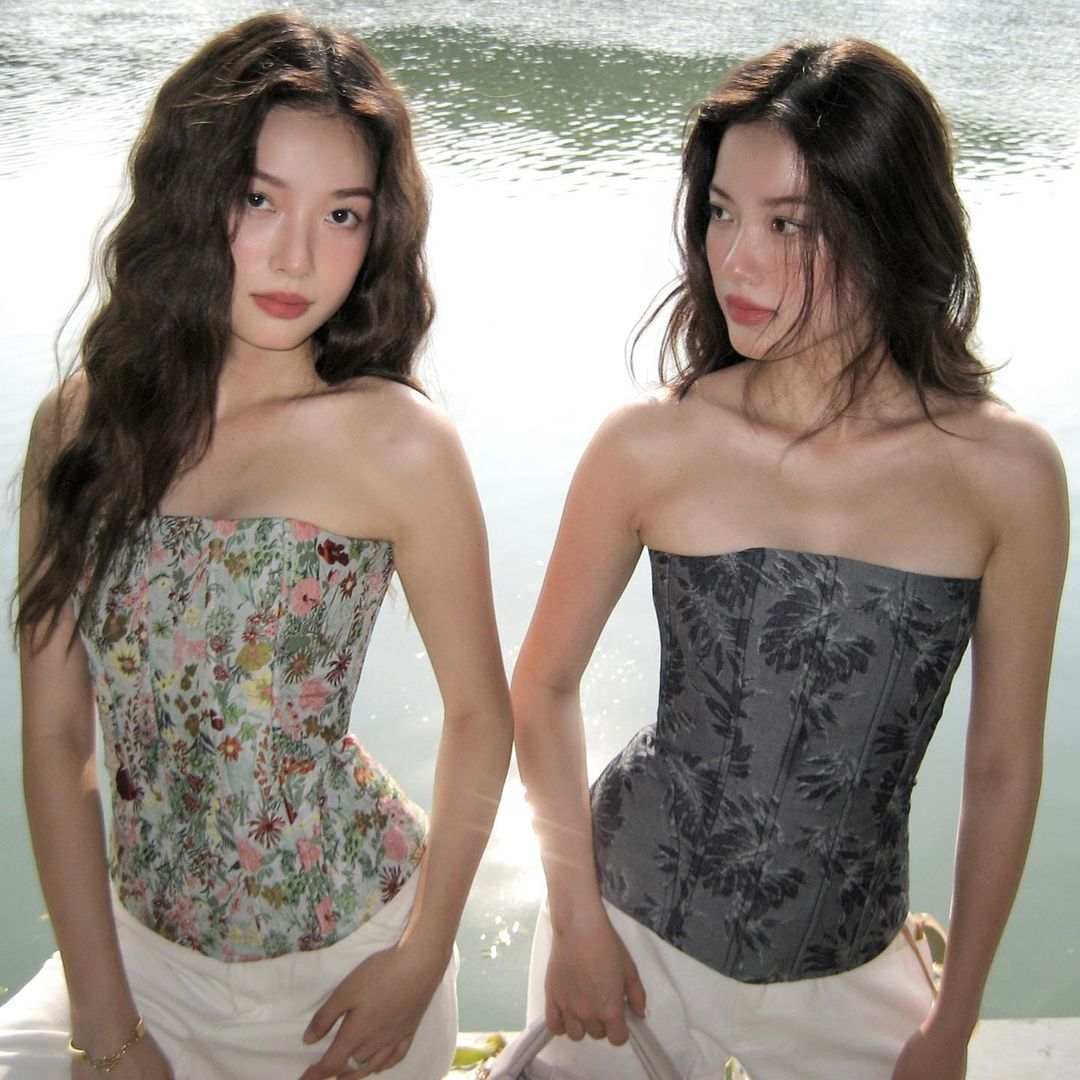 Hinh anh Cặp chị em sinh đôi Thùy Linh và Hồng Ánh 1
