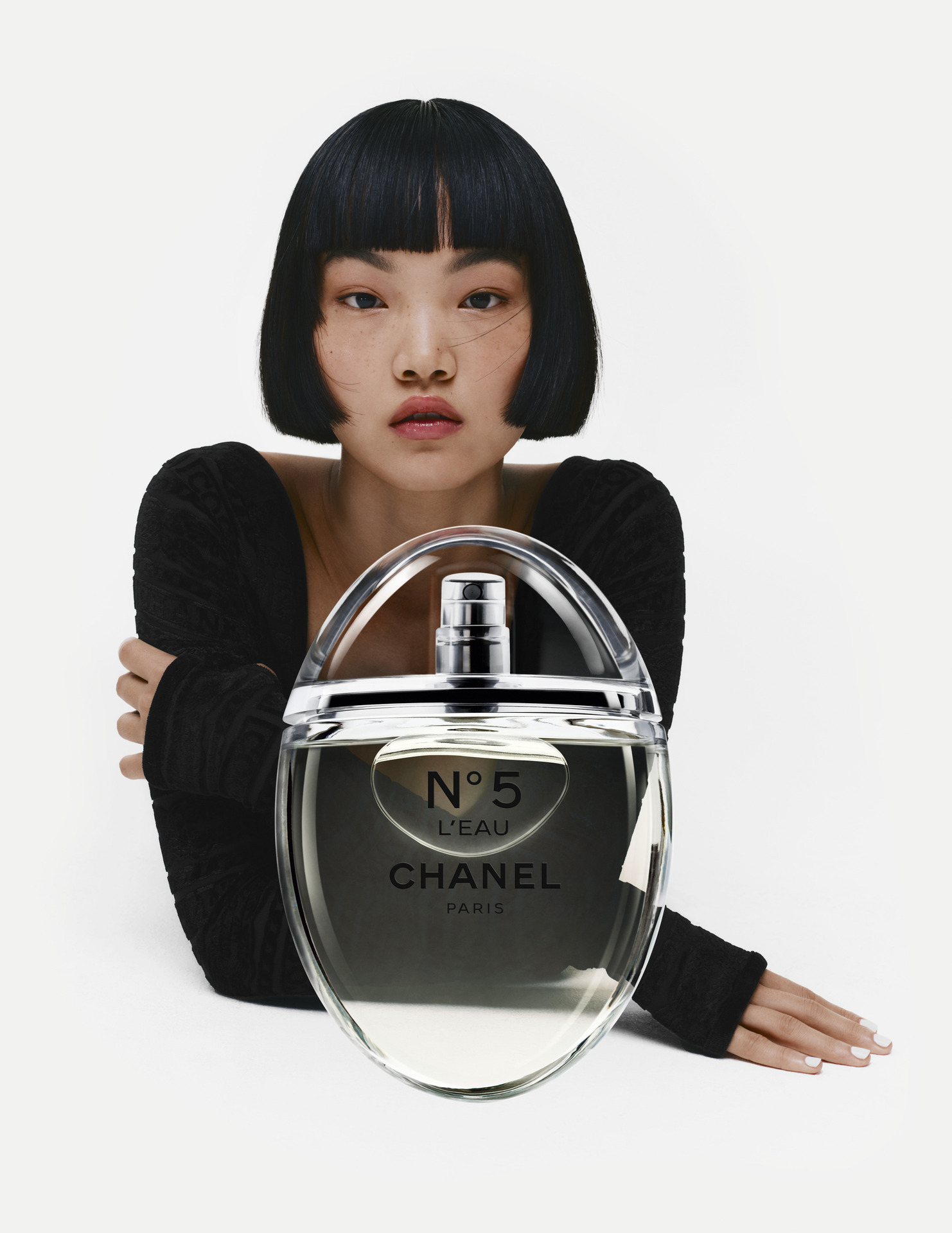 Hinh anh CHANEL ra mắt N°5 L'EAU phiên bản giới hạn: Nỗi khao khát ngày hè 3