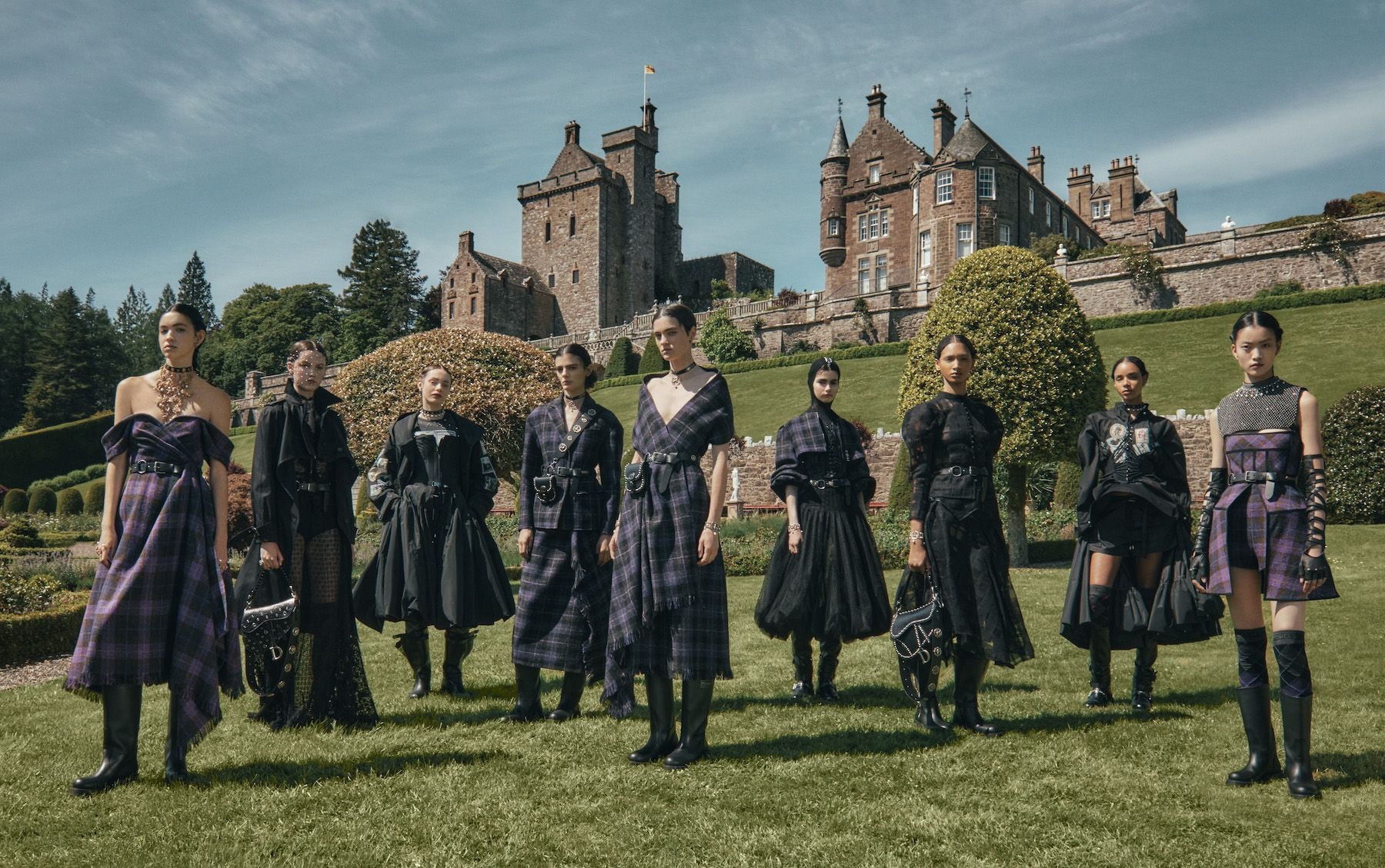 Dior Cruise 2025  -  “Scotland là nguồn tài liệu tham khảo quan trọng trong thế giới thời trang”