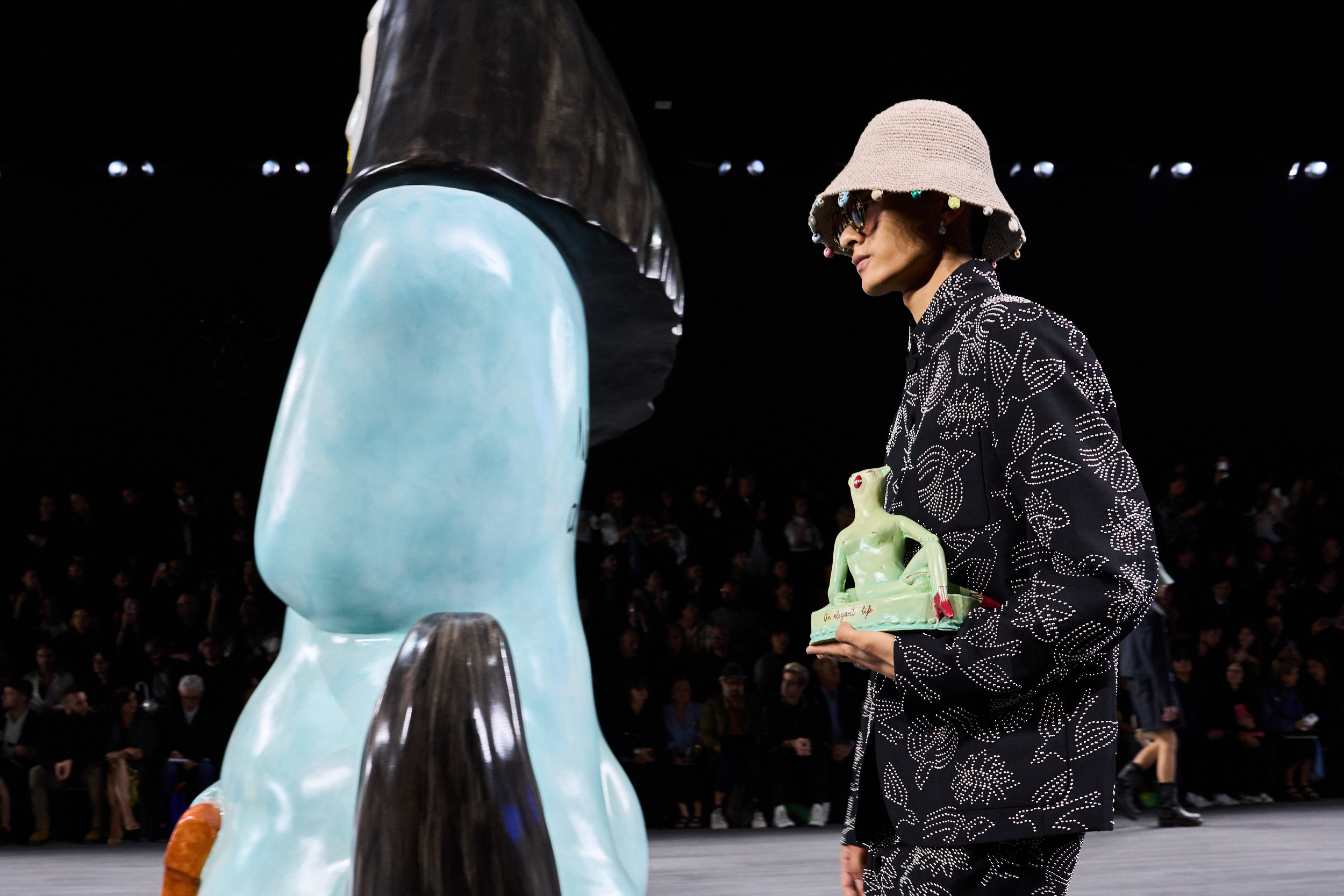 Hinh anh Dior Spring 2025 Menswear - Lời ca ngợi đầy màu sắc dành cho nghệ thuật 5