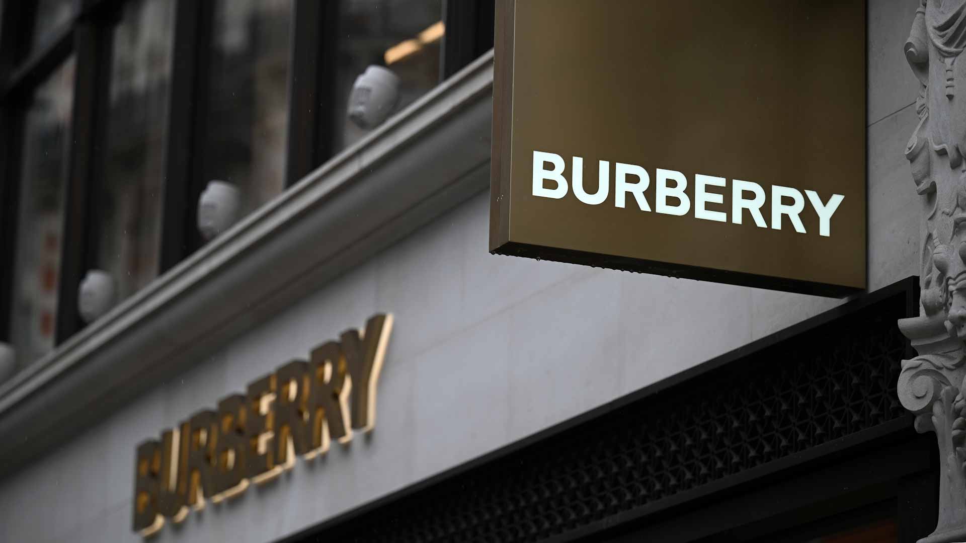 Hinh anh Nửa năm đáng buồn của Burberry 1