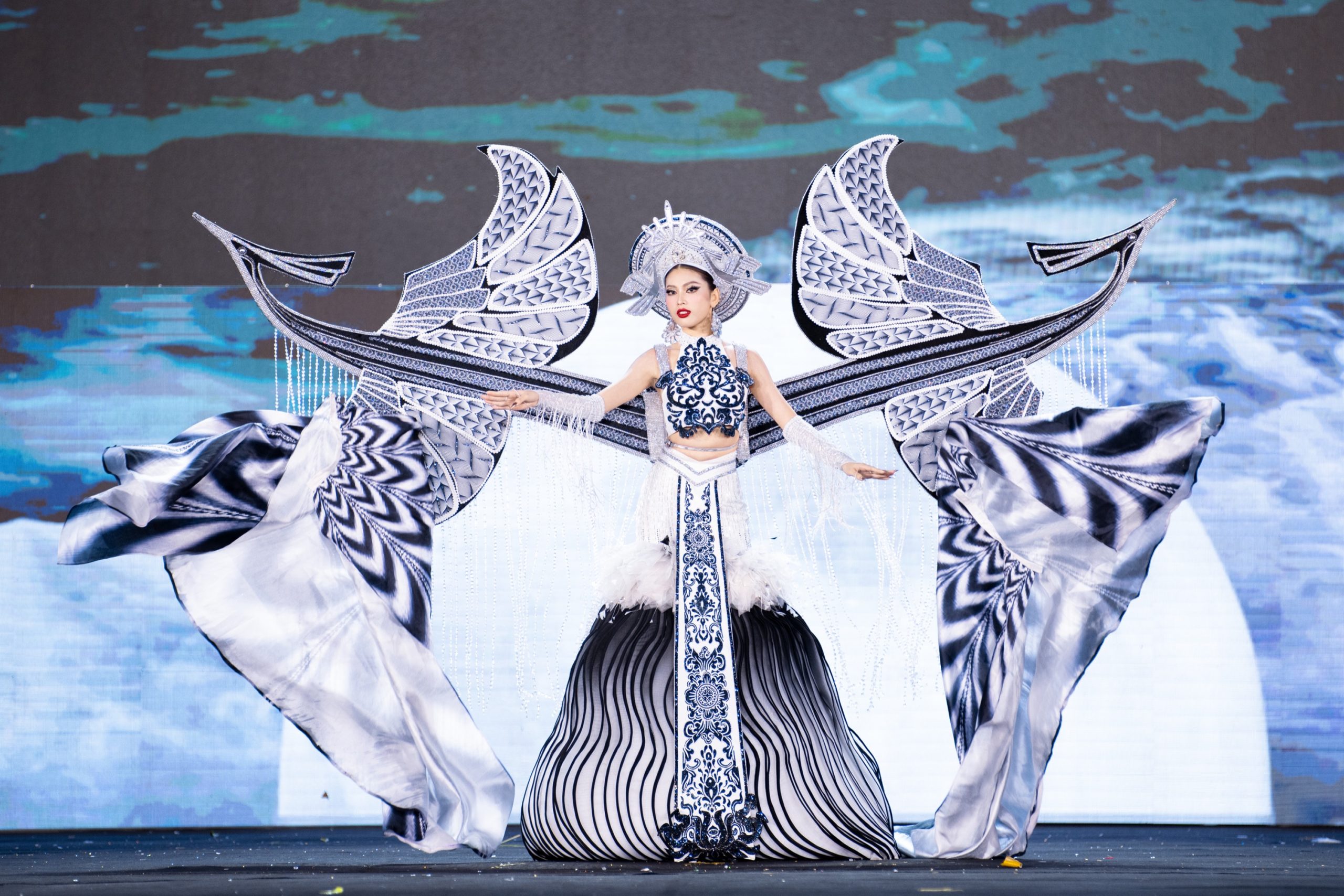 national custom miss grand 2024