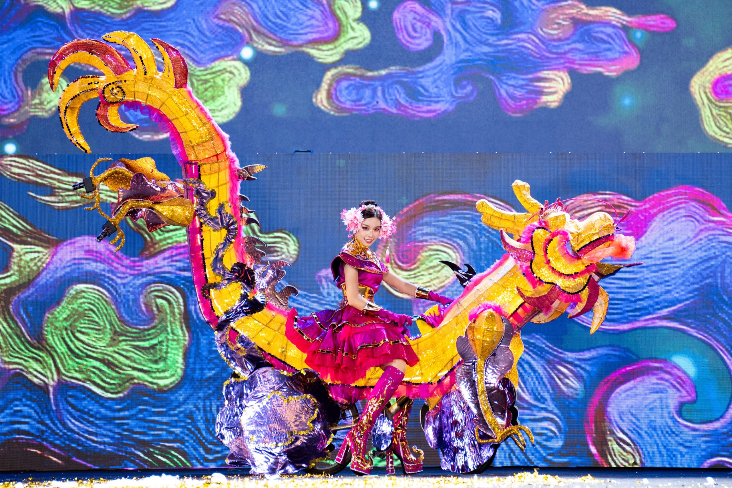 trang phục văn hóa miss grand 2024