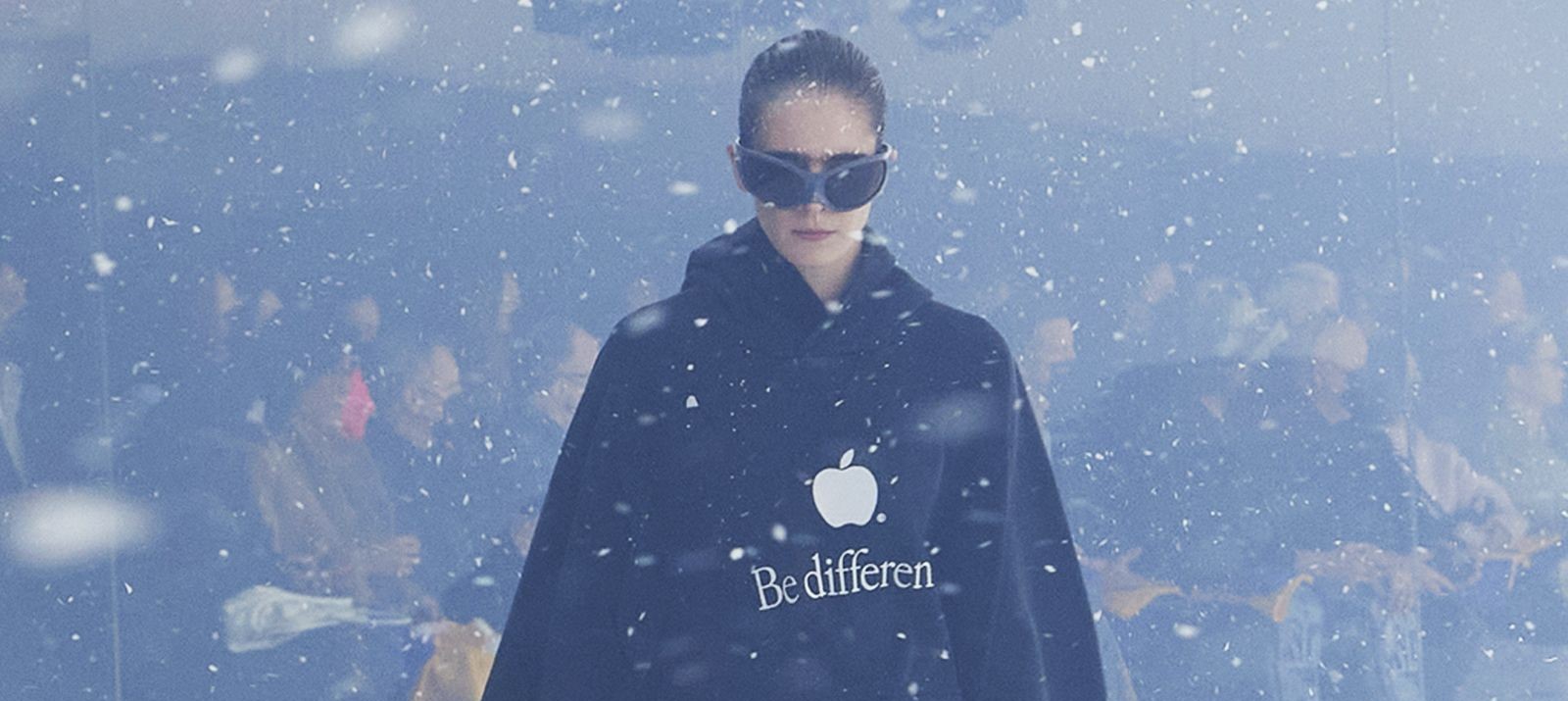 Balenciaga x Apple: Trải nghiệm Haute Couture trong màn ảnh 4K