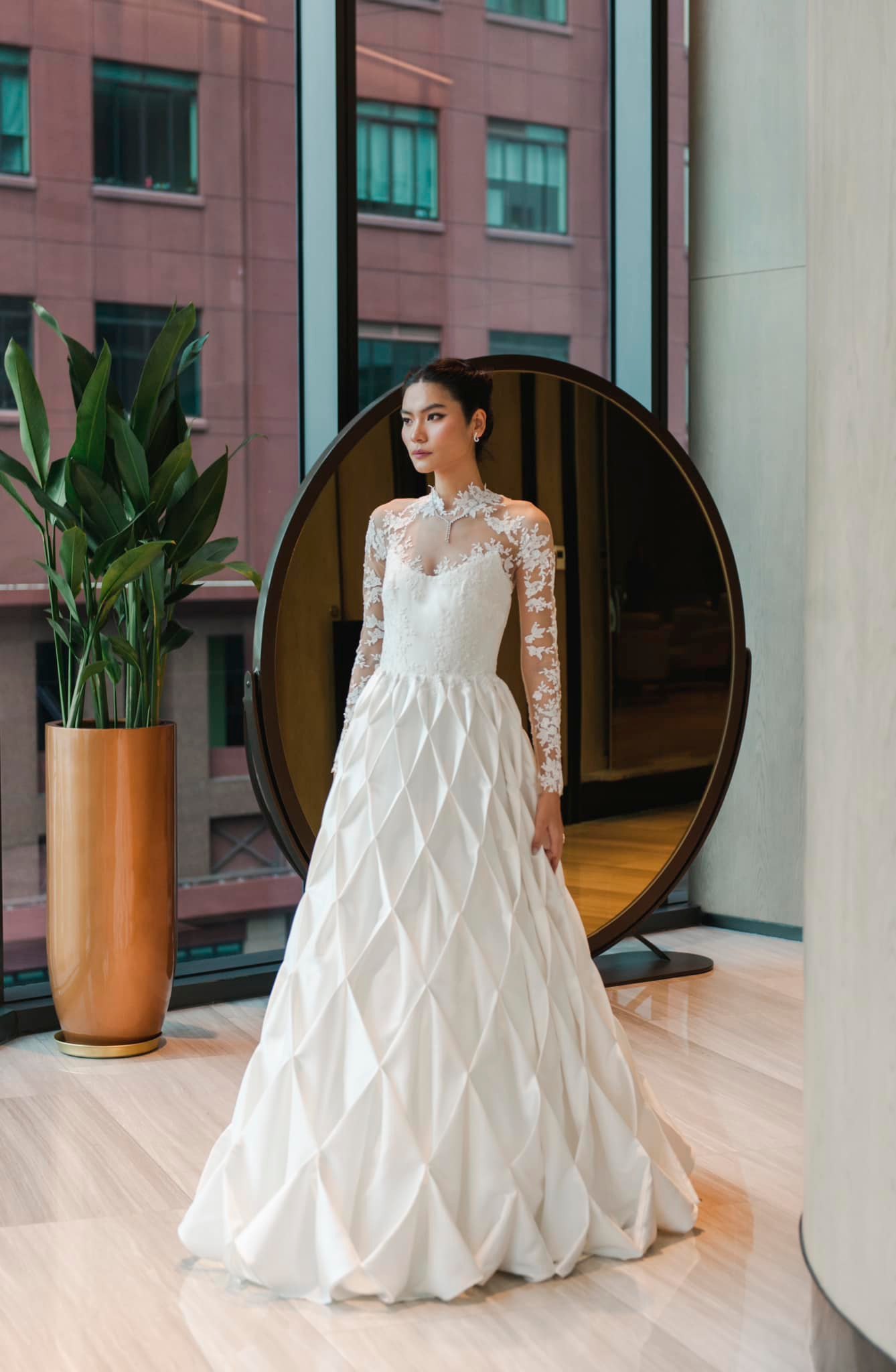 Hinh anh The English Rose: Đóa hồng nước Anh cao quý của NTK Trương Thanh Hải 3