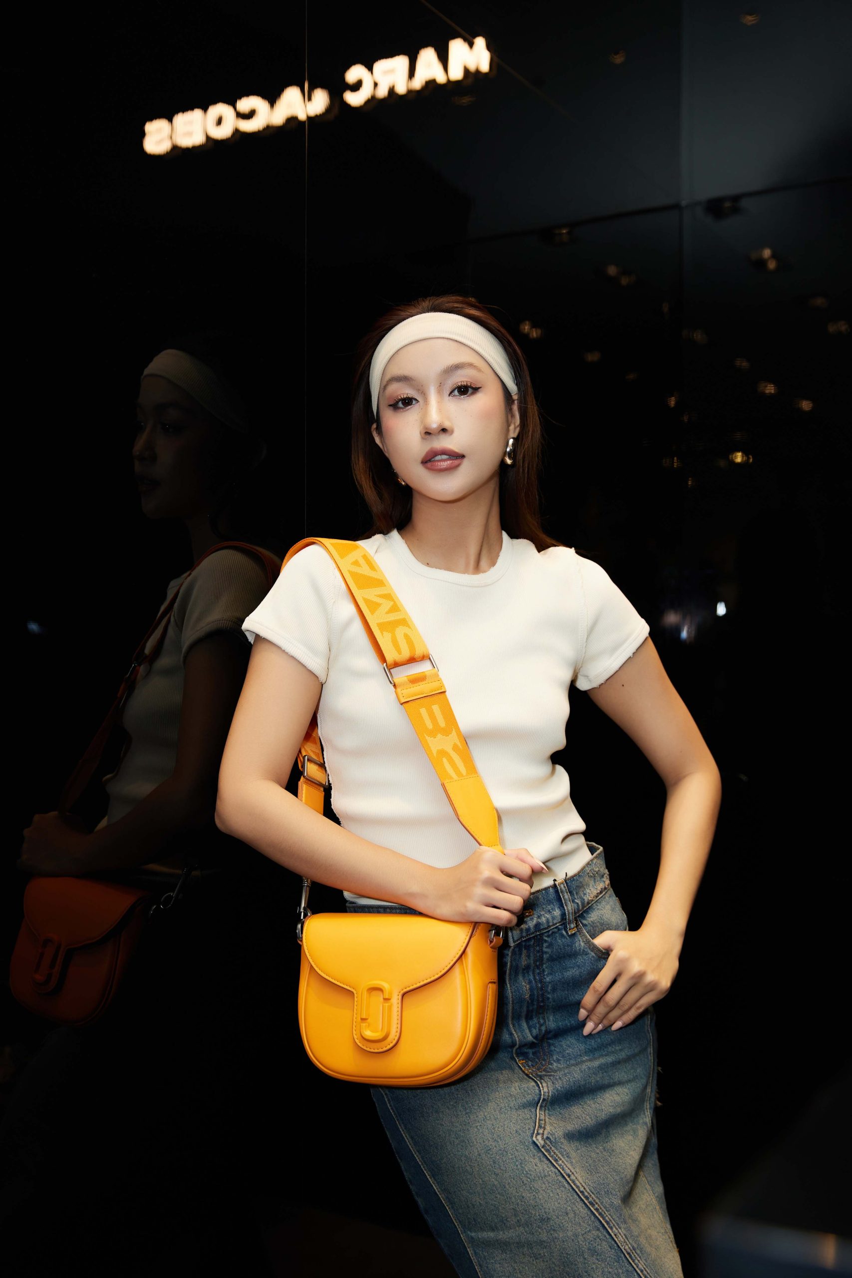 Chi Lê Marc Jacobs
