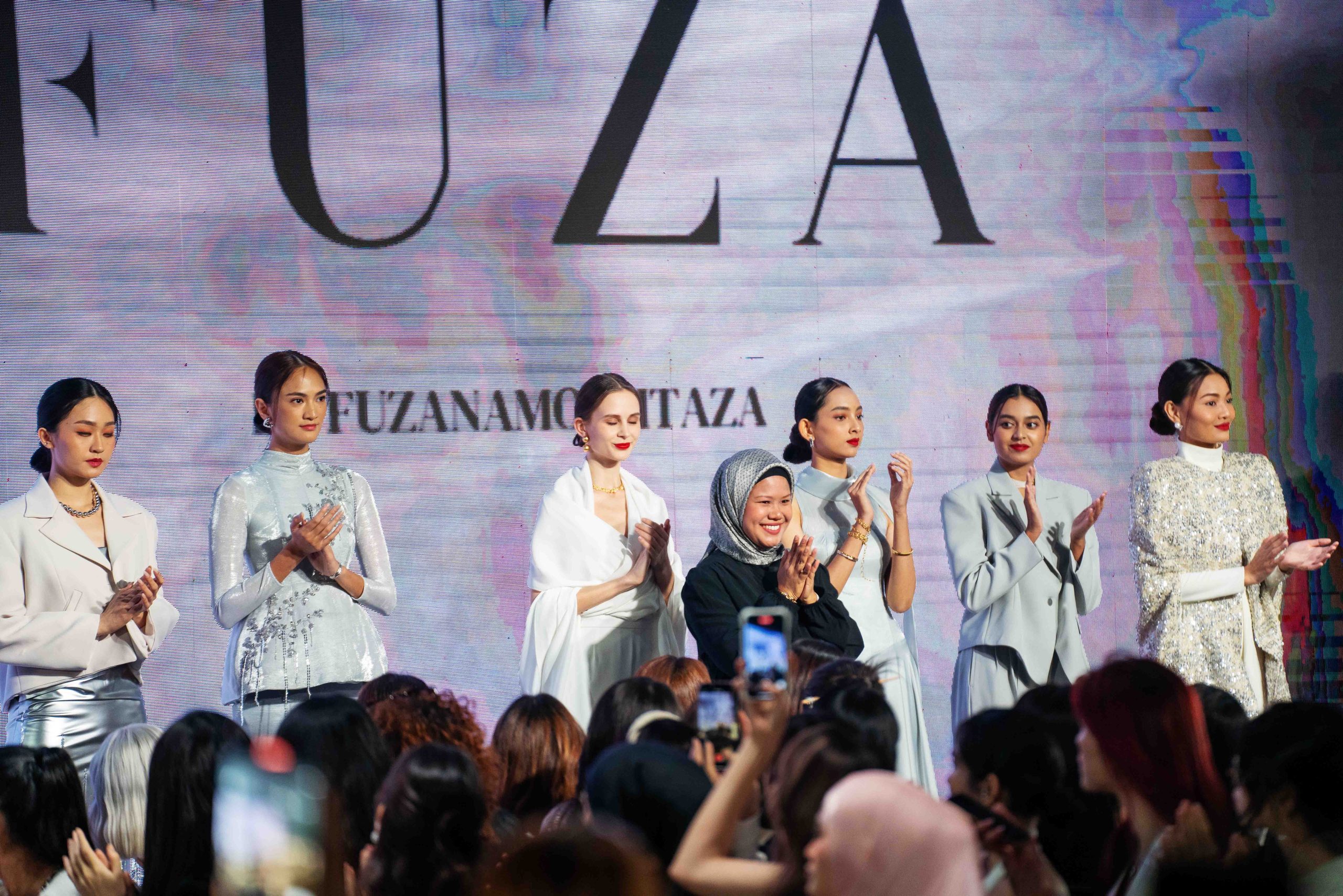 Hinh anh Kuala Lumpur Fashion Week 2024: Những biểu tượng Malaysia mà bạn không nên bỏ lỡ 3