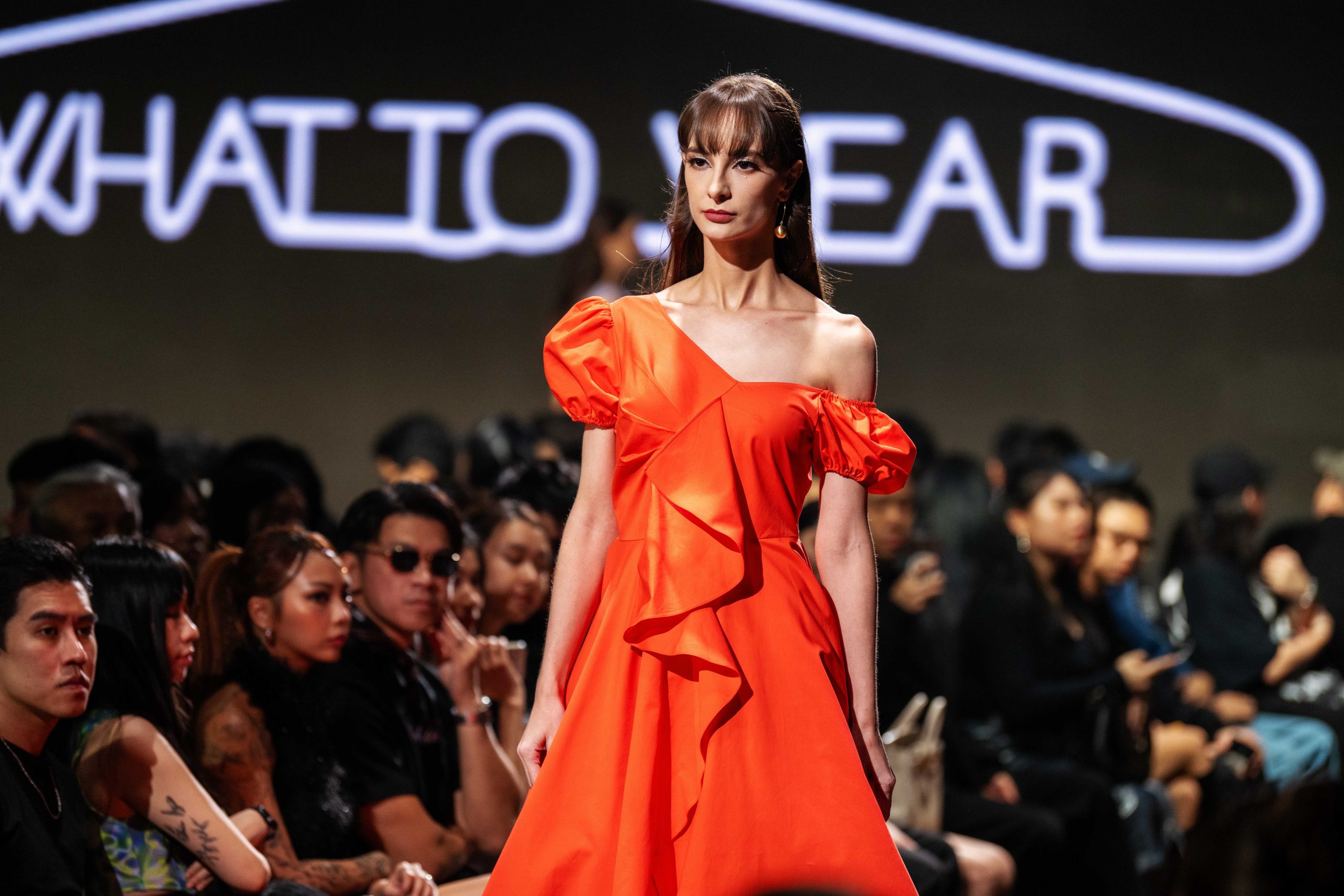 Hinh anh Kuala Lumpur Fashion Week 2024: Những biểu tượng Malaysia mà bạn không nên bỏ lỡ 2