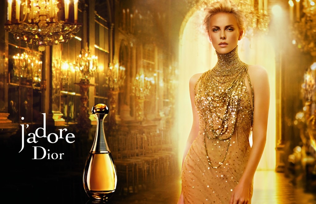 Hinh anh Câu chuyện đằng sau chiếc vòng cổ gắn liền với nốt hương Dior J'Adore huyền thoại 1