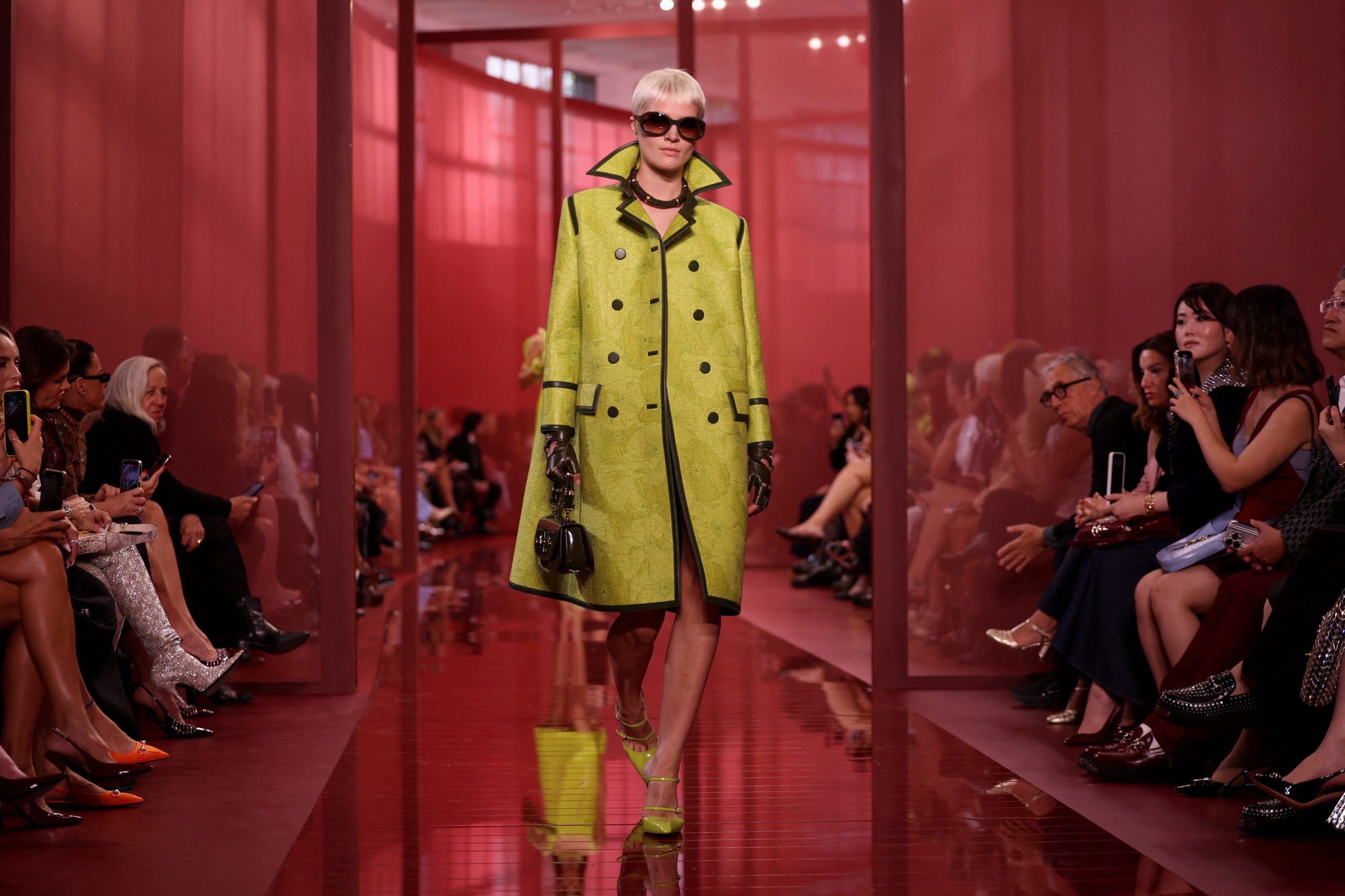 Hinh anh Gucci Spring 2025 - Những khoảnh khắc để sống hết mình 2