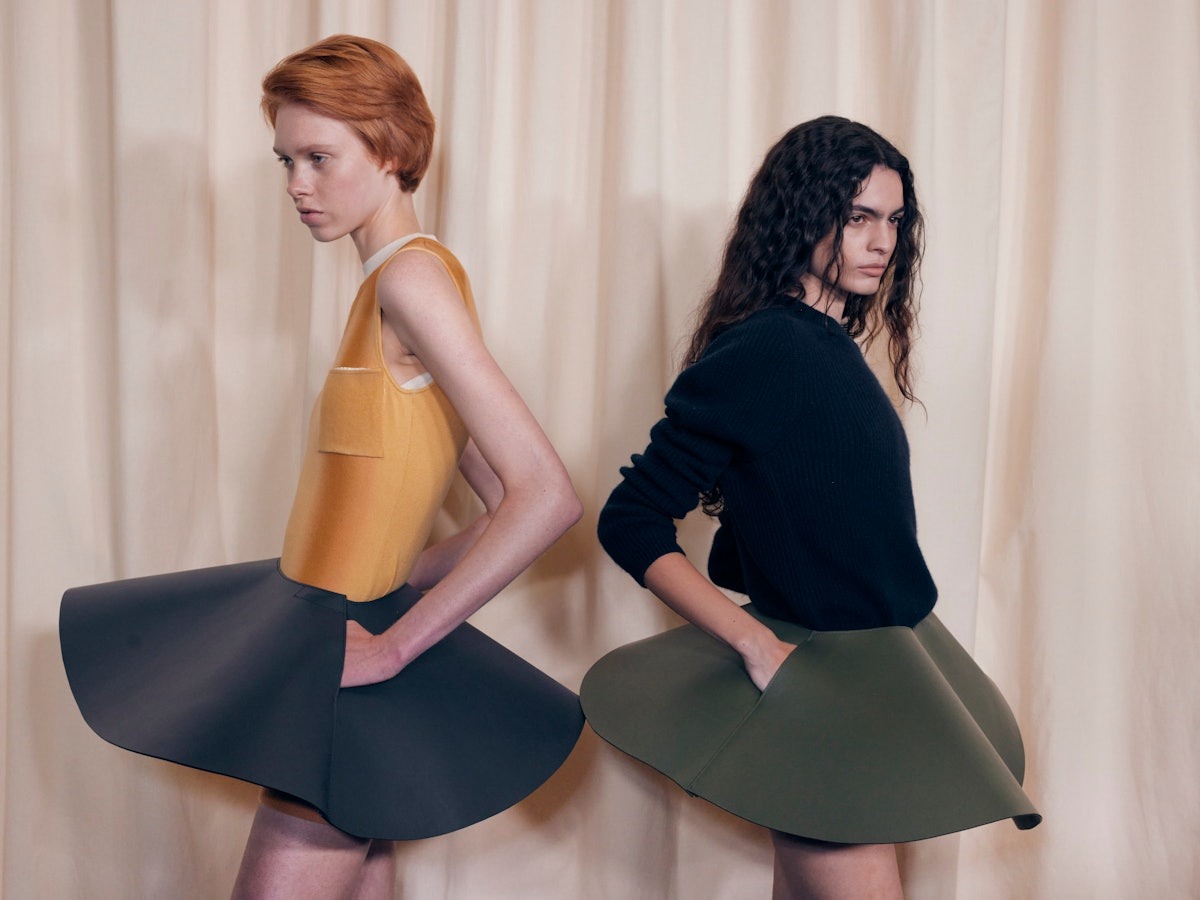 JW Anderson Spring 2025 - Jonathan Anderson, một “bậc thầy thao túng” thực thụ