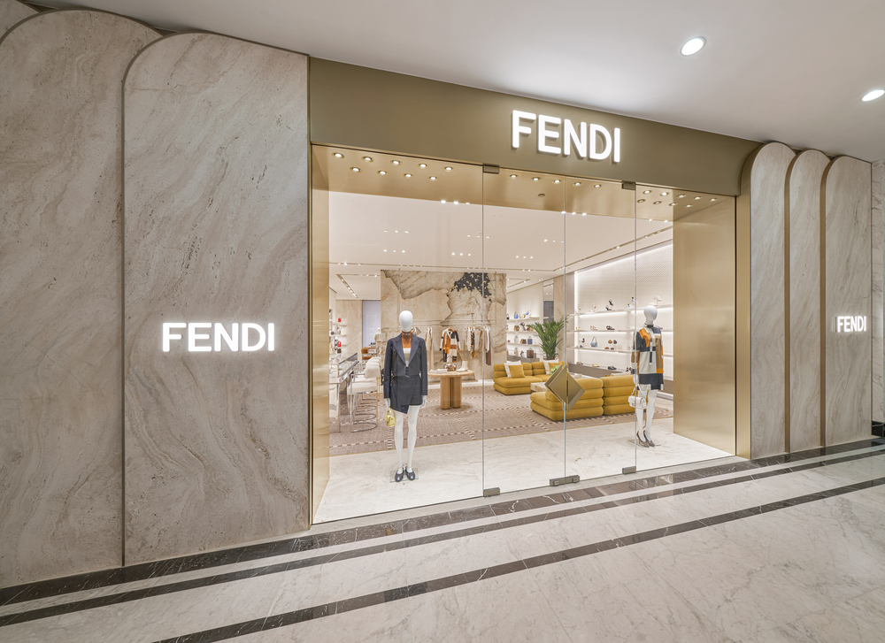 Hinh anh Khám phá không gian sang trọng trong cửa hàng đầu tiên của Fendi tại Thành phố Hồ Chí Minh 2