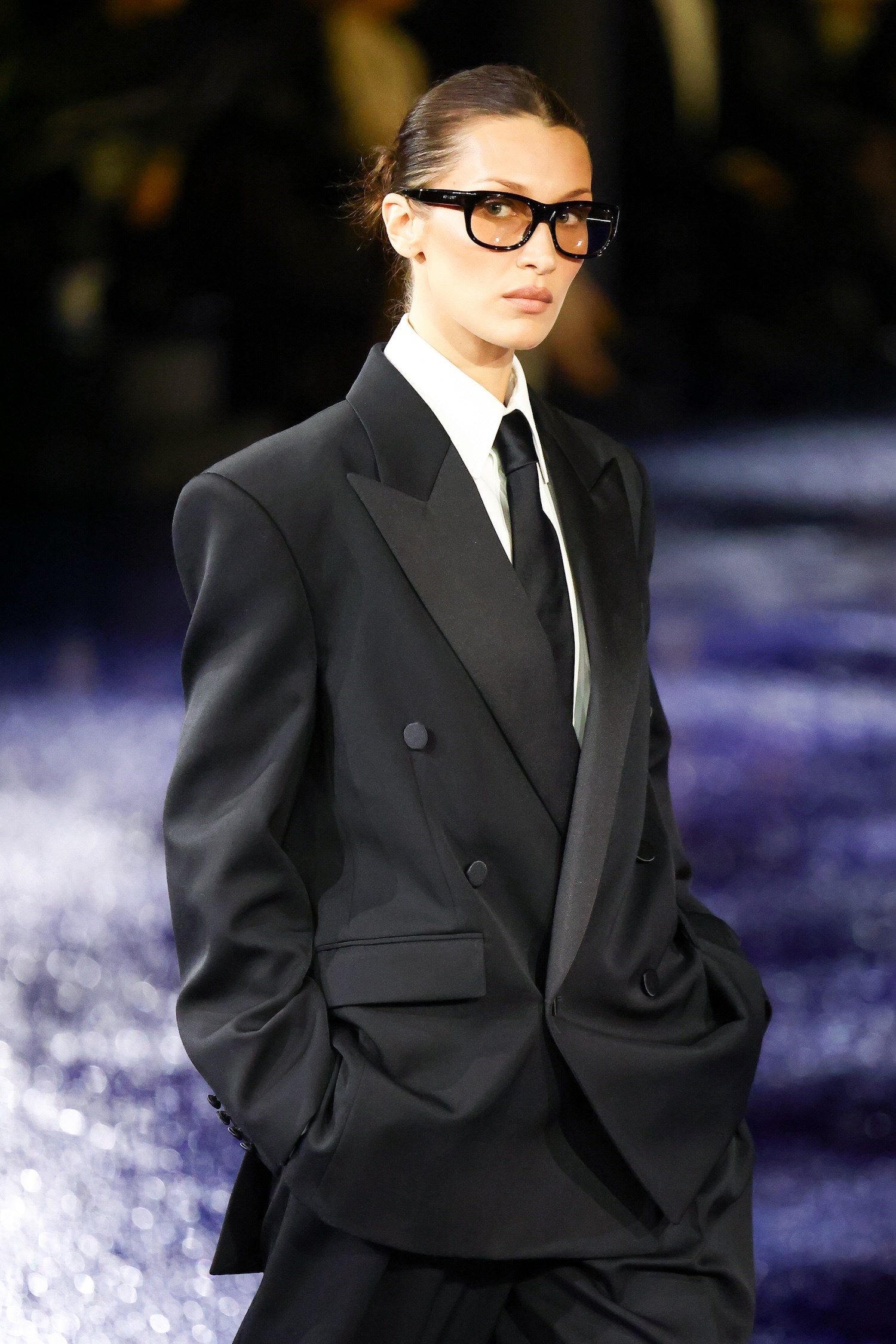 Bella Hadid Paris Xuân Hè 2025