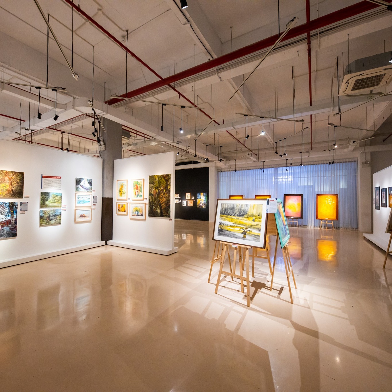 Không gian Vin gallery Kể Chuyện Nghìn Năm - Telling The Millennium Story
