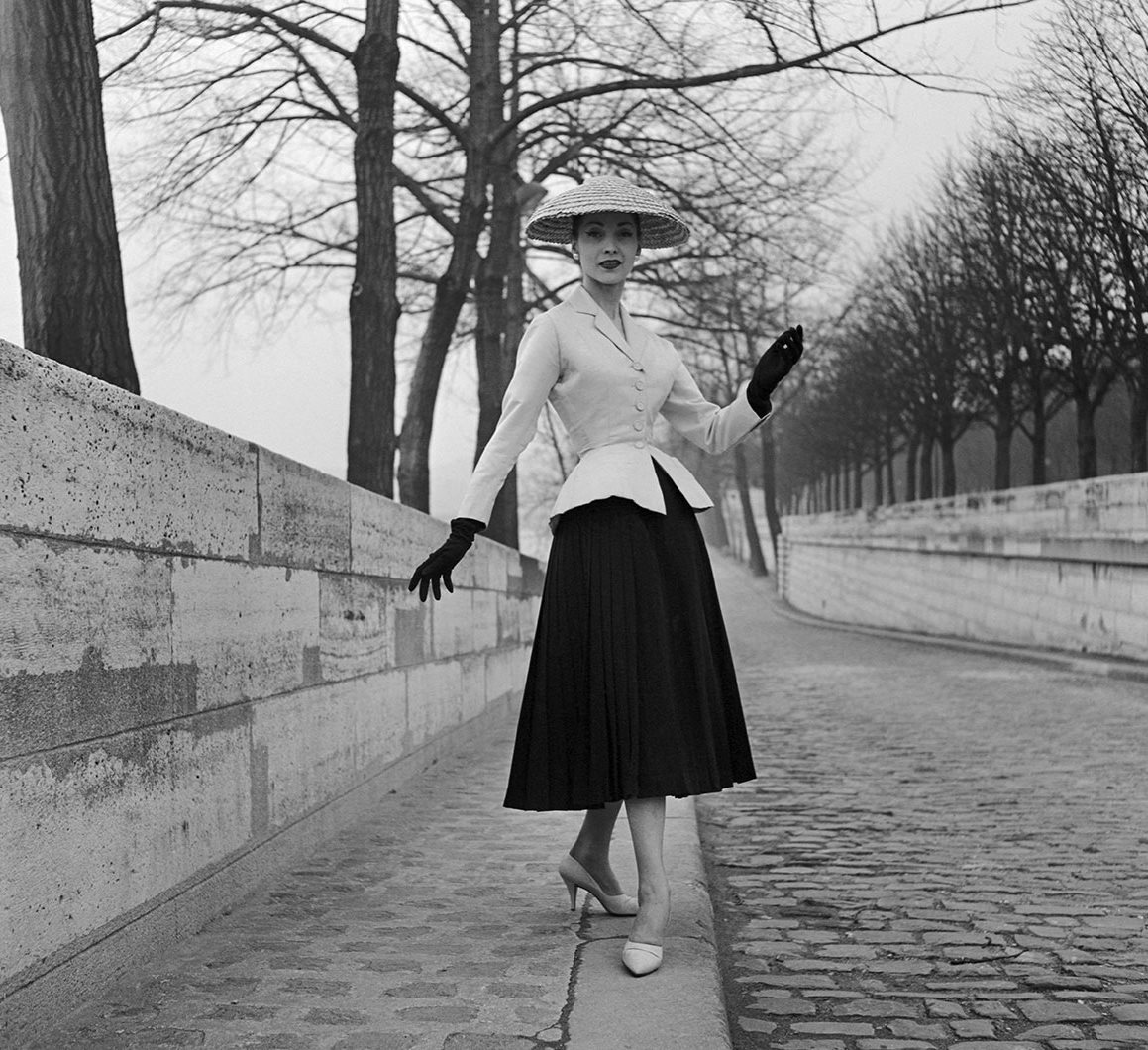 Christian Dior và BST New Look biểu tượng