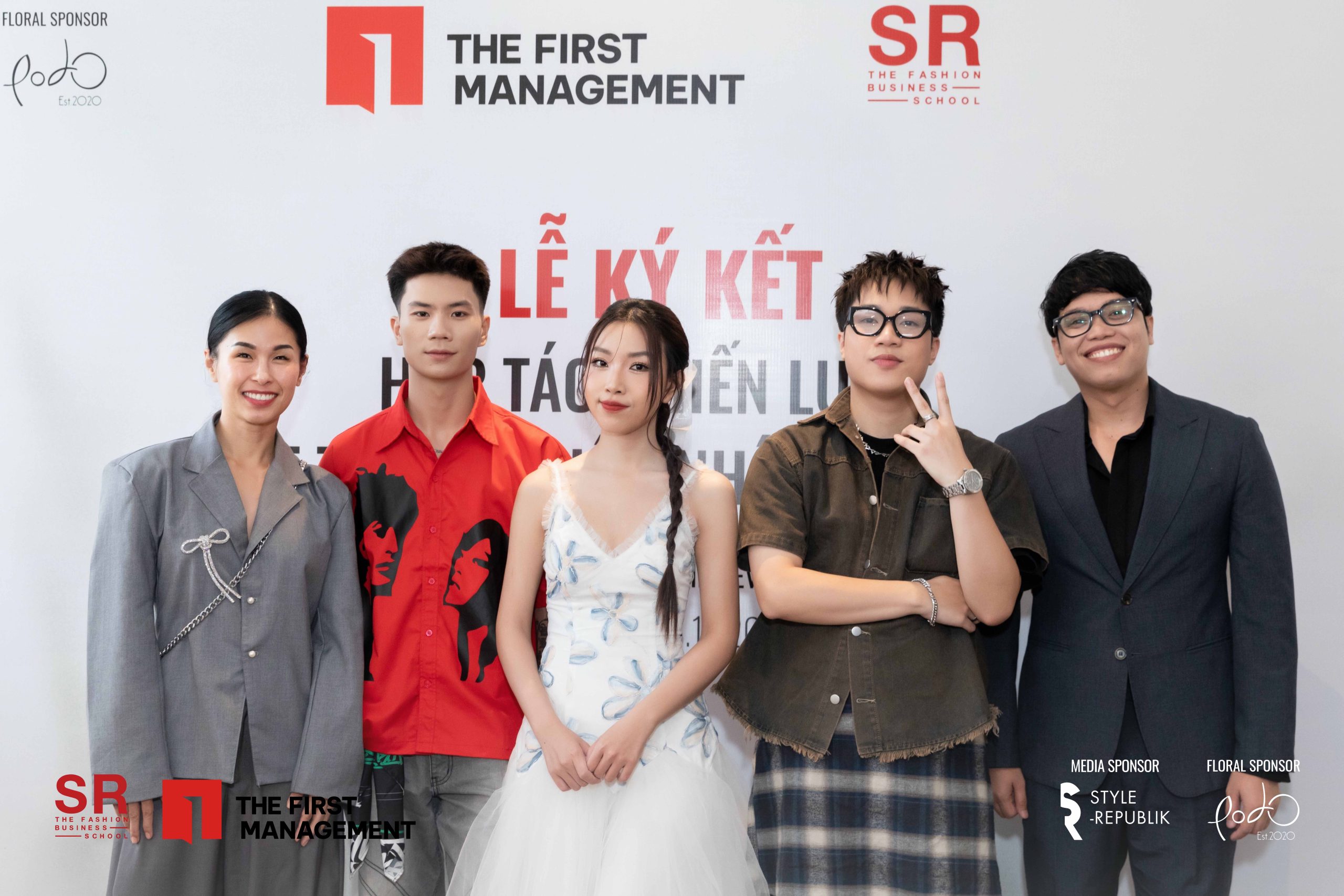 Hinh anh SR Fashion Business School bắt tay The First Management để ươm mầm tài năng Stylist trẻ 1