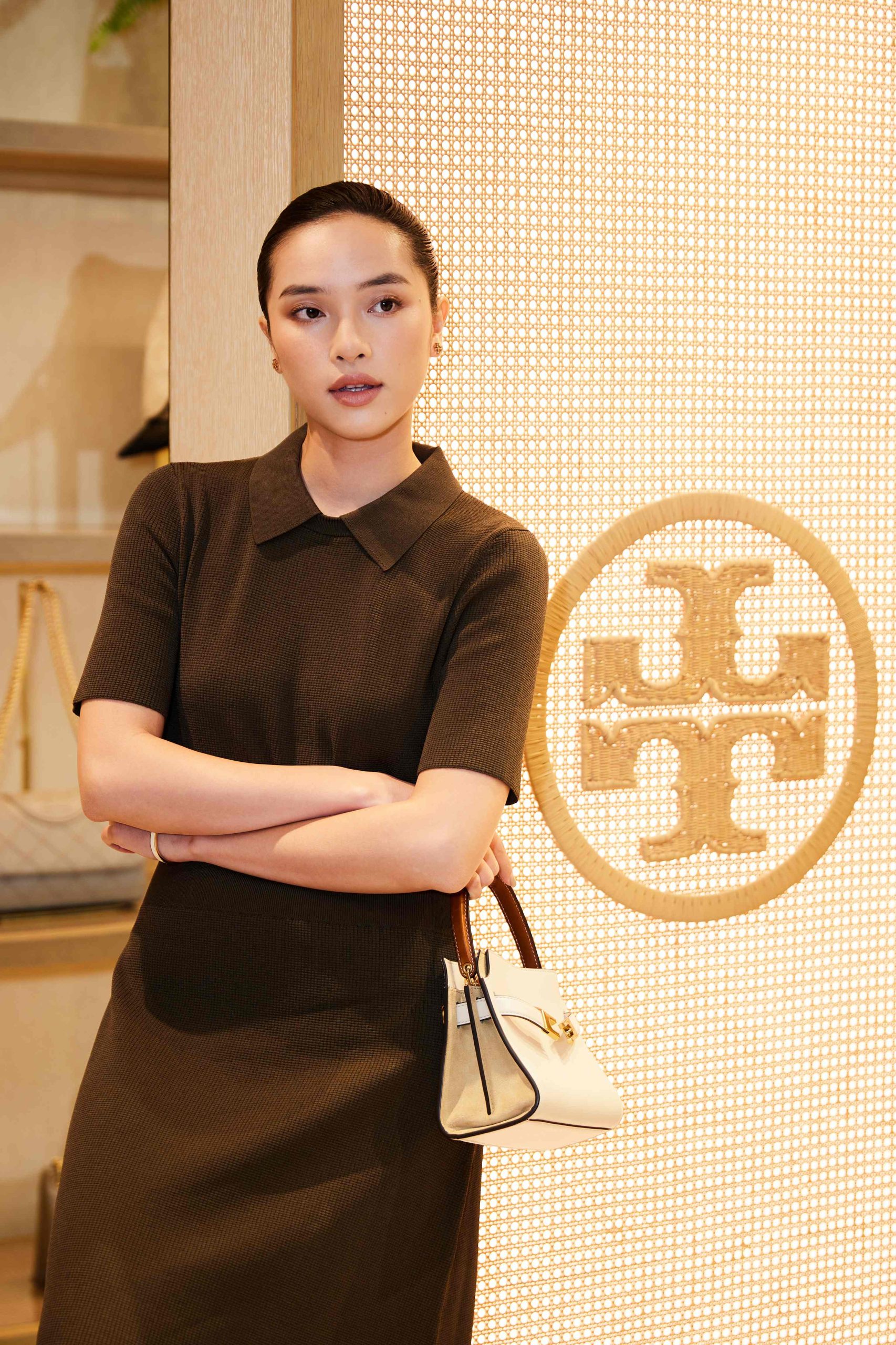 Hinh anh Tory Burch cùng tín đồ thời trang Việt đón mùa lễ hội 2024 4