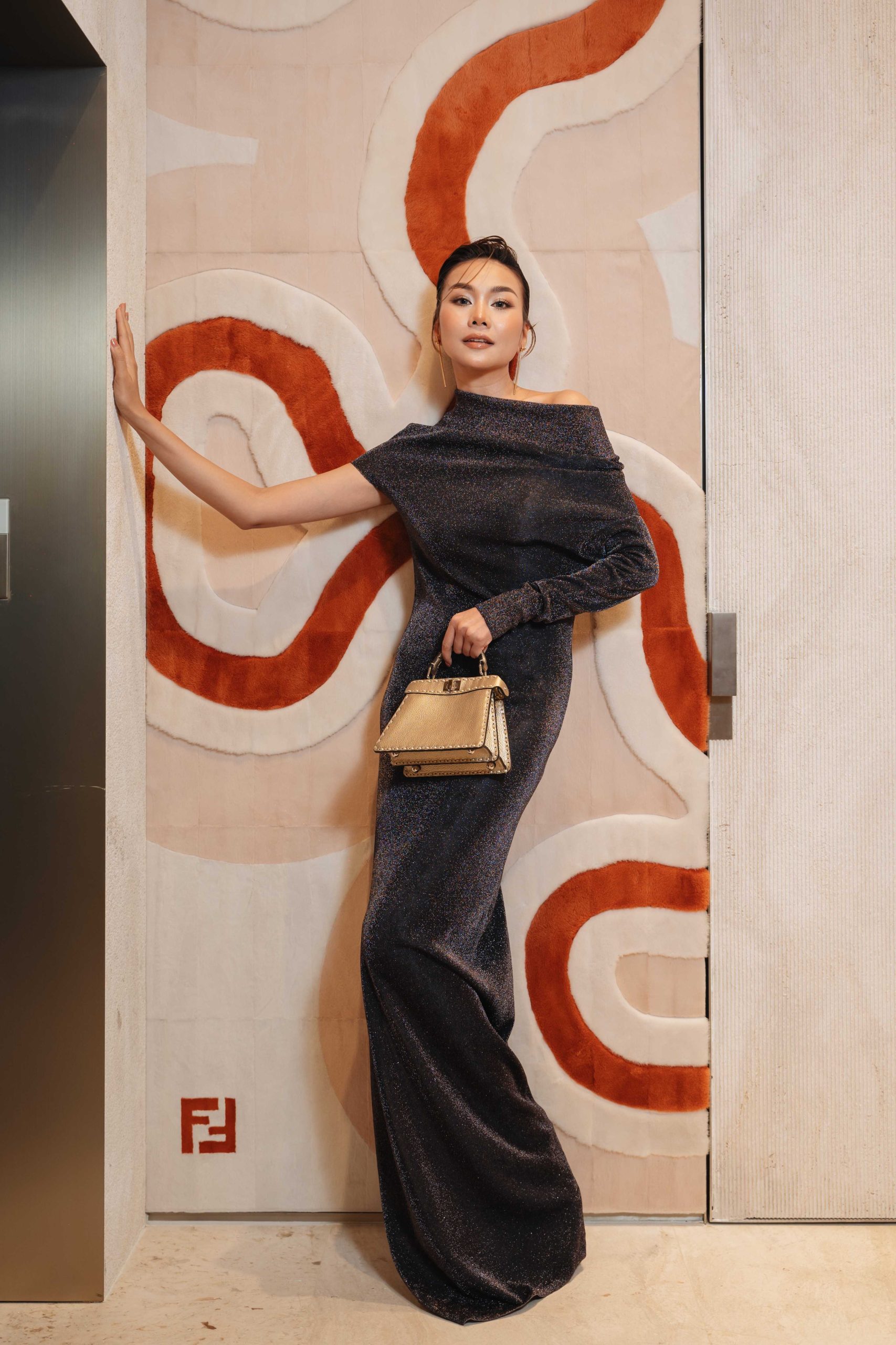 Thanh Hằng Fendi