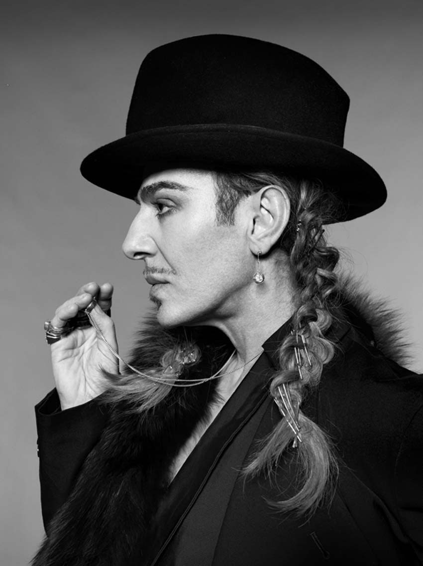 Hinh anh Tri ân một thập kỷ sáng tạo của “quý ngài râu kẽm”, John Galliano tại Maison Margiela bằng 5 show diễn mang tính biểu tượng 2