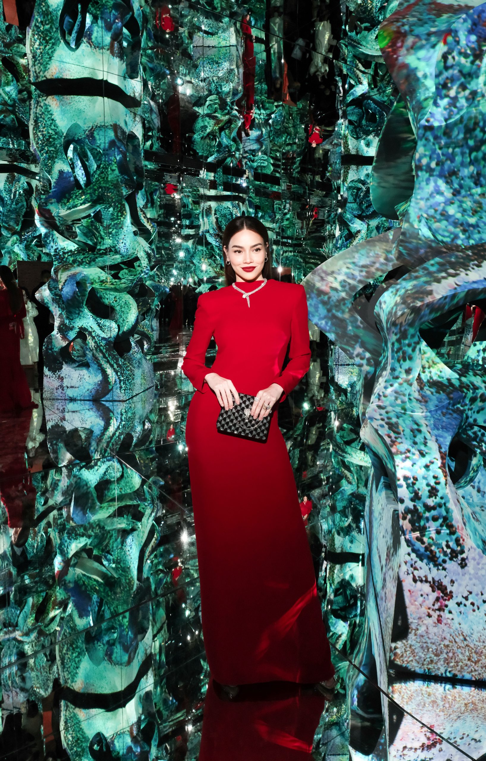 hồ ngọc hà bvlgari