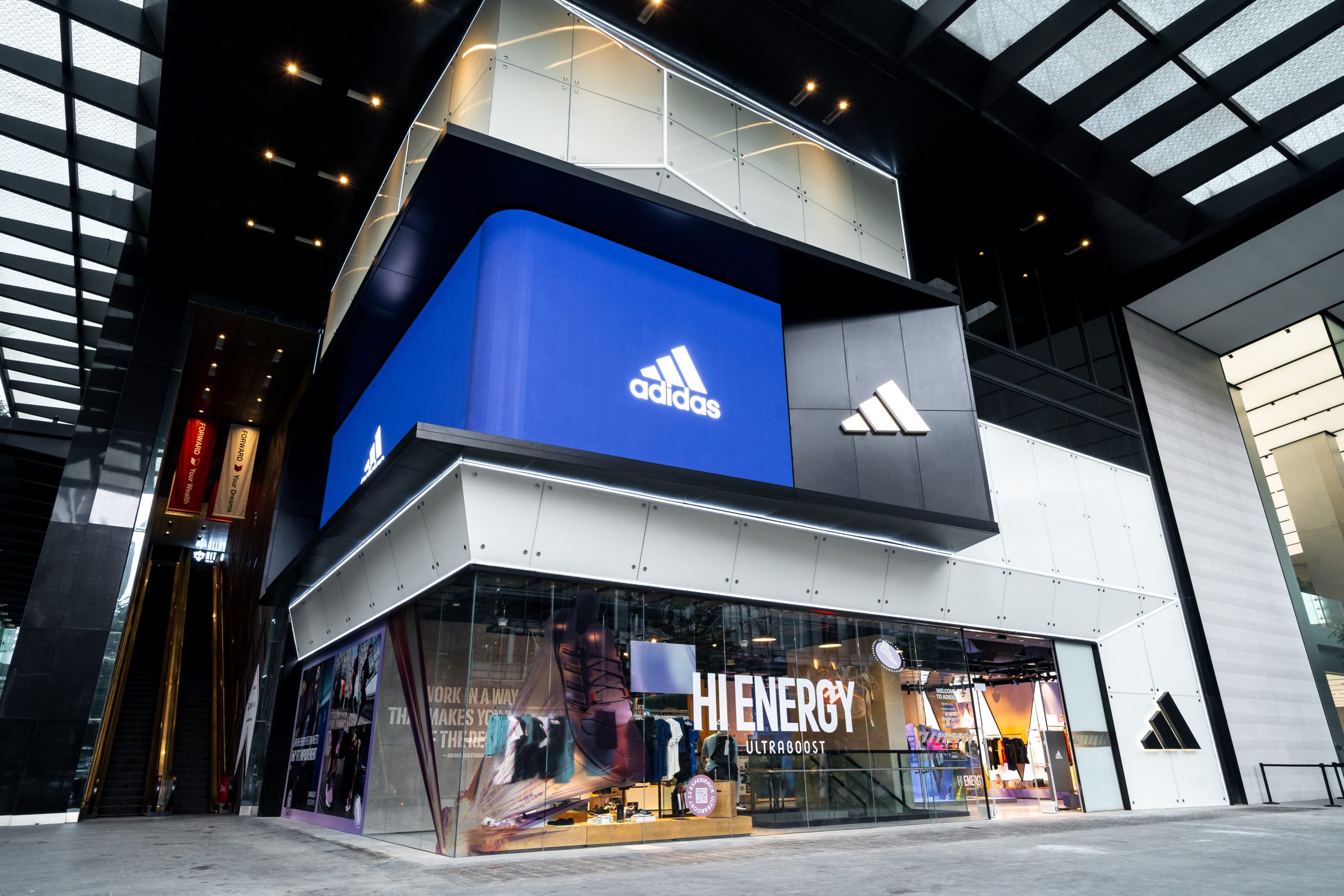 Hinh anh Adidas khép lại năm phục hồi mạnh mẽ với doanh số quý IV ấn tượng 1
