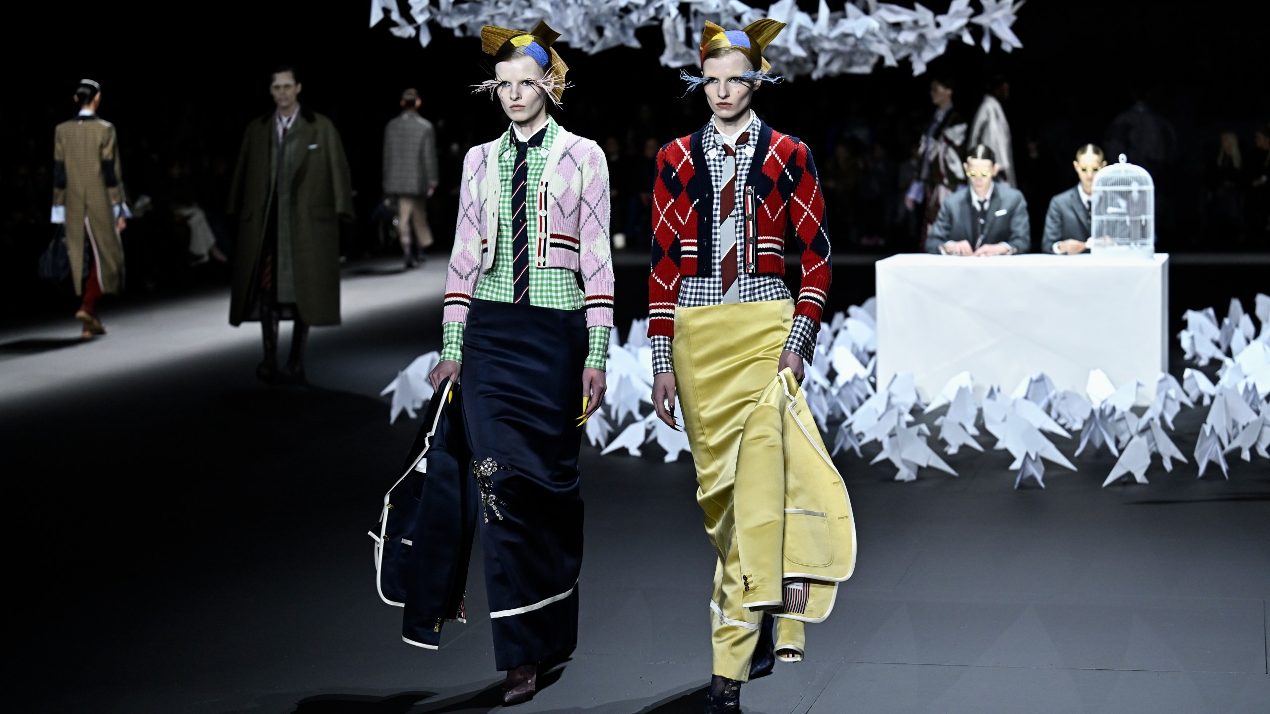 Hinh anh Thom Browne Fall 2025 - Chuyến bay của trí tưởng tượng và sự tự do 2