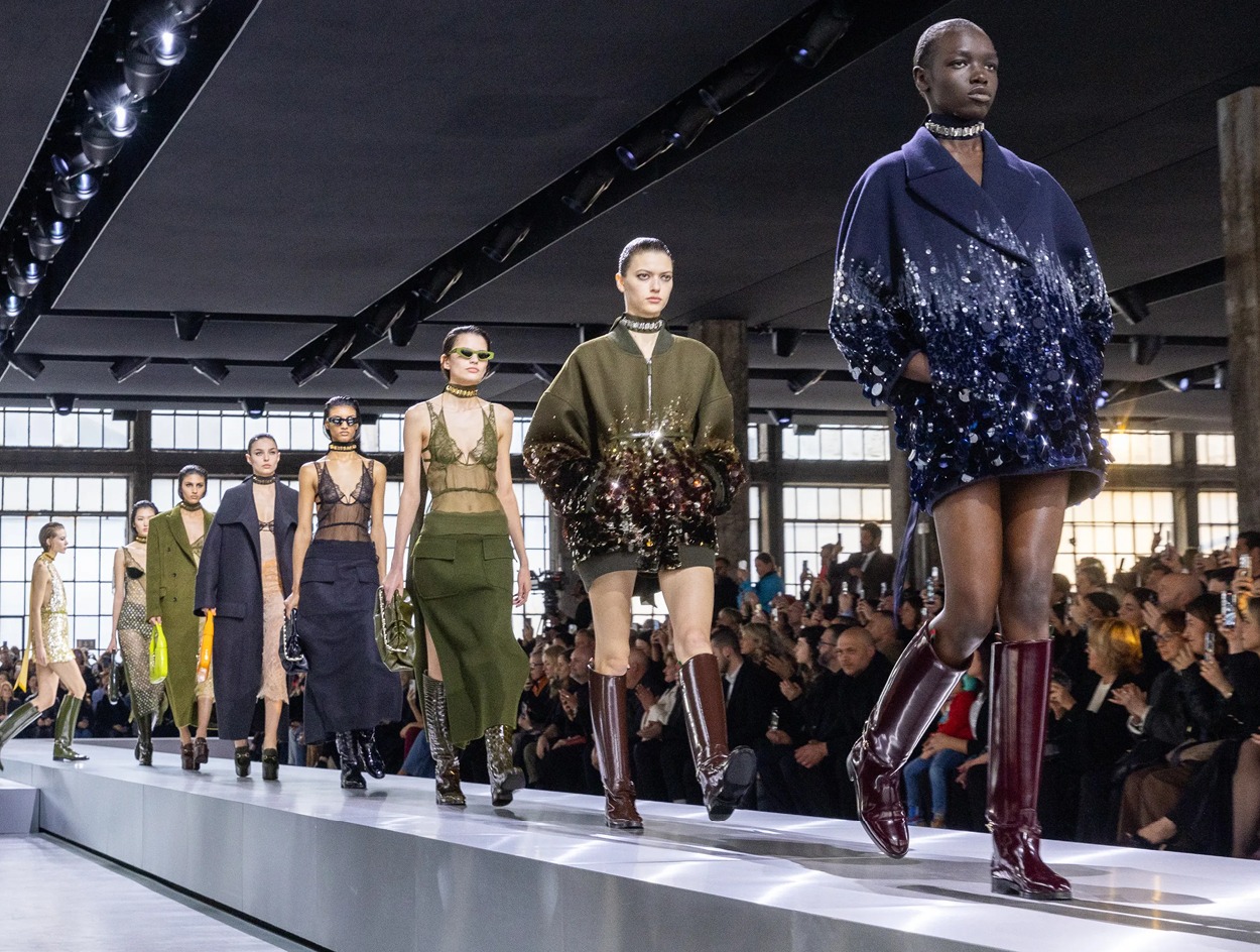 Hinh anh Luxury Business Insights: Sự sụp đổ của Gucci là lỗi lầm của giám đốc sáng tạo, Sabato De Sarno? 2