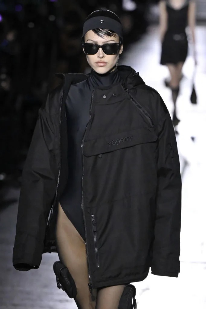 Hinh anh Coperni x Ray-Bay Meta 1