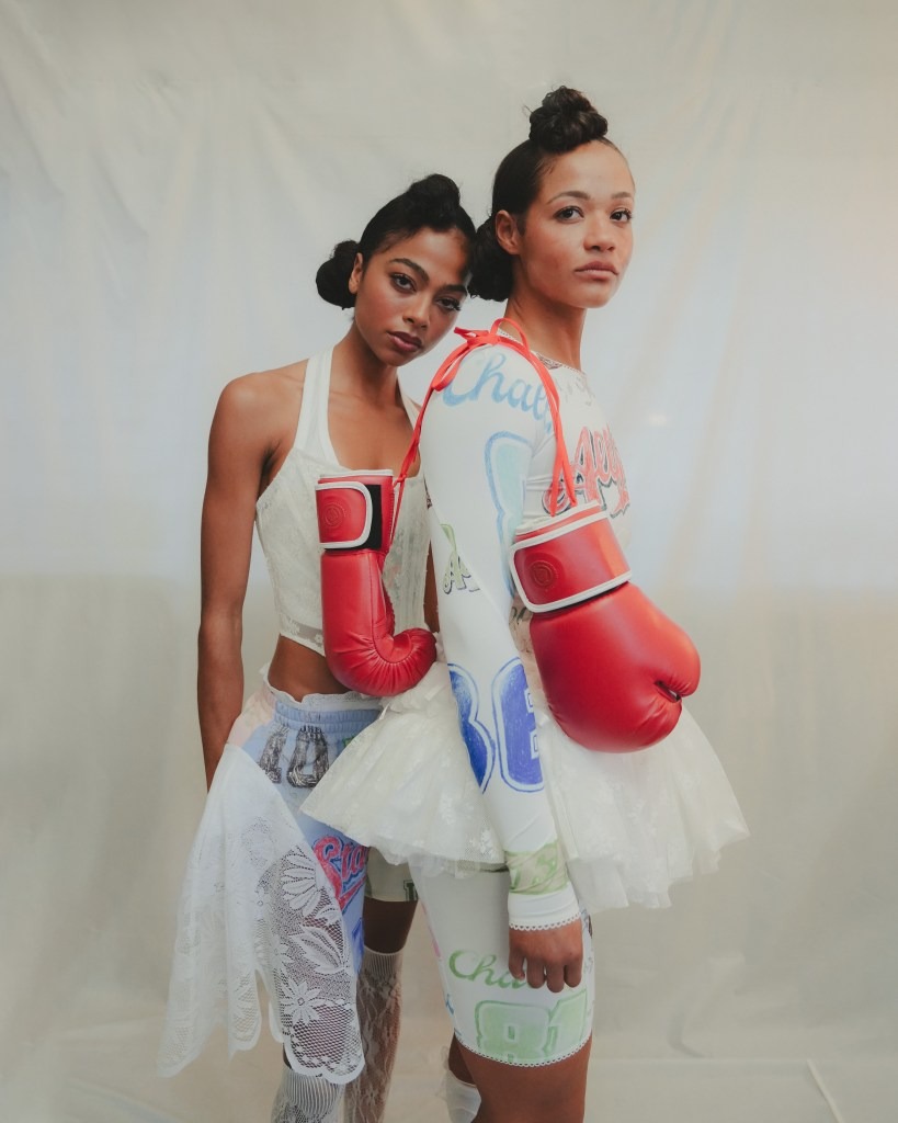 Hinh anh Đón đầu xu hướng mới, giày "boxing trainer" lên ngôi - Kẻ chiến thắng trên đấu trường thời trang 1