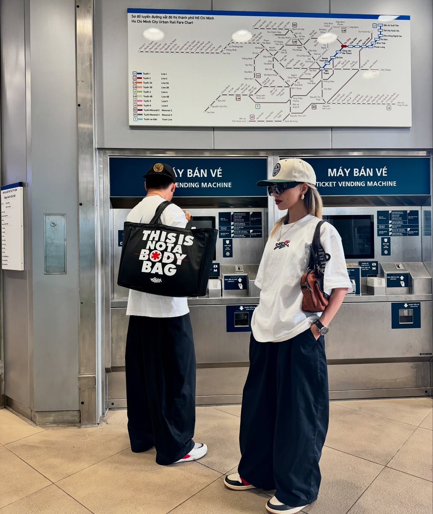 Hinh anh Metro - Sàn diễn Urban Chic dưới lòng đất, biểu tượng của nhịp sống mới 2