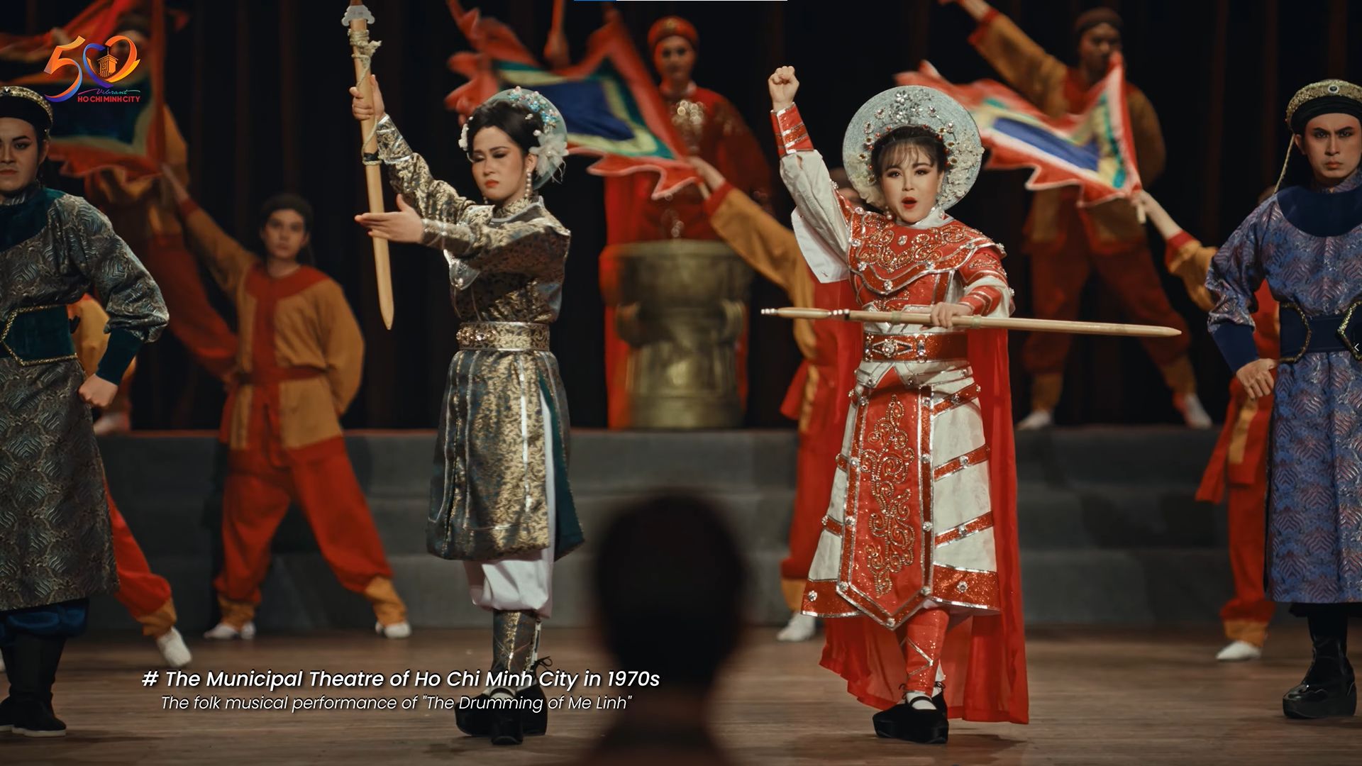 Hinh anh Nhân dịp 50 năm ngày Giải phóng miền Nam, thống nhất đất nước, Sở Du lịch TP. Hồ Chí Minh đã sản xuất bộ phim ngắn mang tên 50 Flashes. Qua lăng kính điện ảnh, bộ phim đưa người xem khám phá những lát cắt văn hóa, kiến trúc, ẩm thực và cảnh quan đặc trưng của thành phố, đồng thời lan tỏa sự ấm áp và thân thiện của con người nơi thành phố mang tên Bác. 2