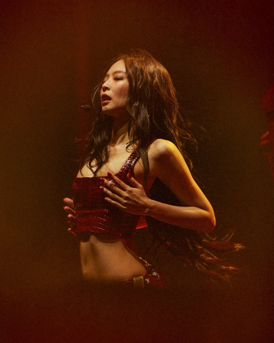 Hinh anh Ngai vàng “IT Girl” chưa bao giờ dễ ngồi 1