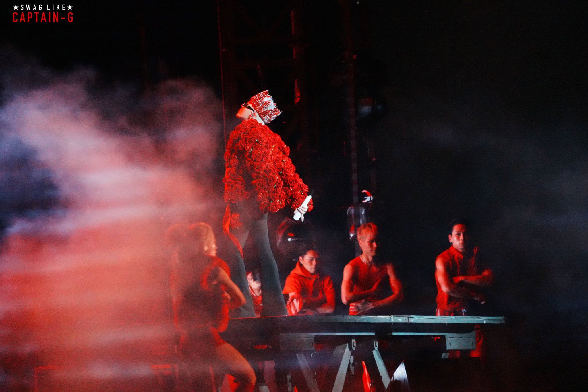 Hinh anh Phong cách thời trang tại concert "Übermensch" 2
