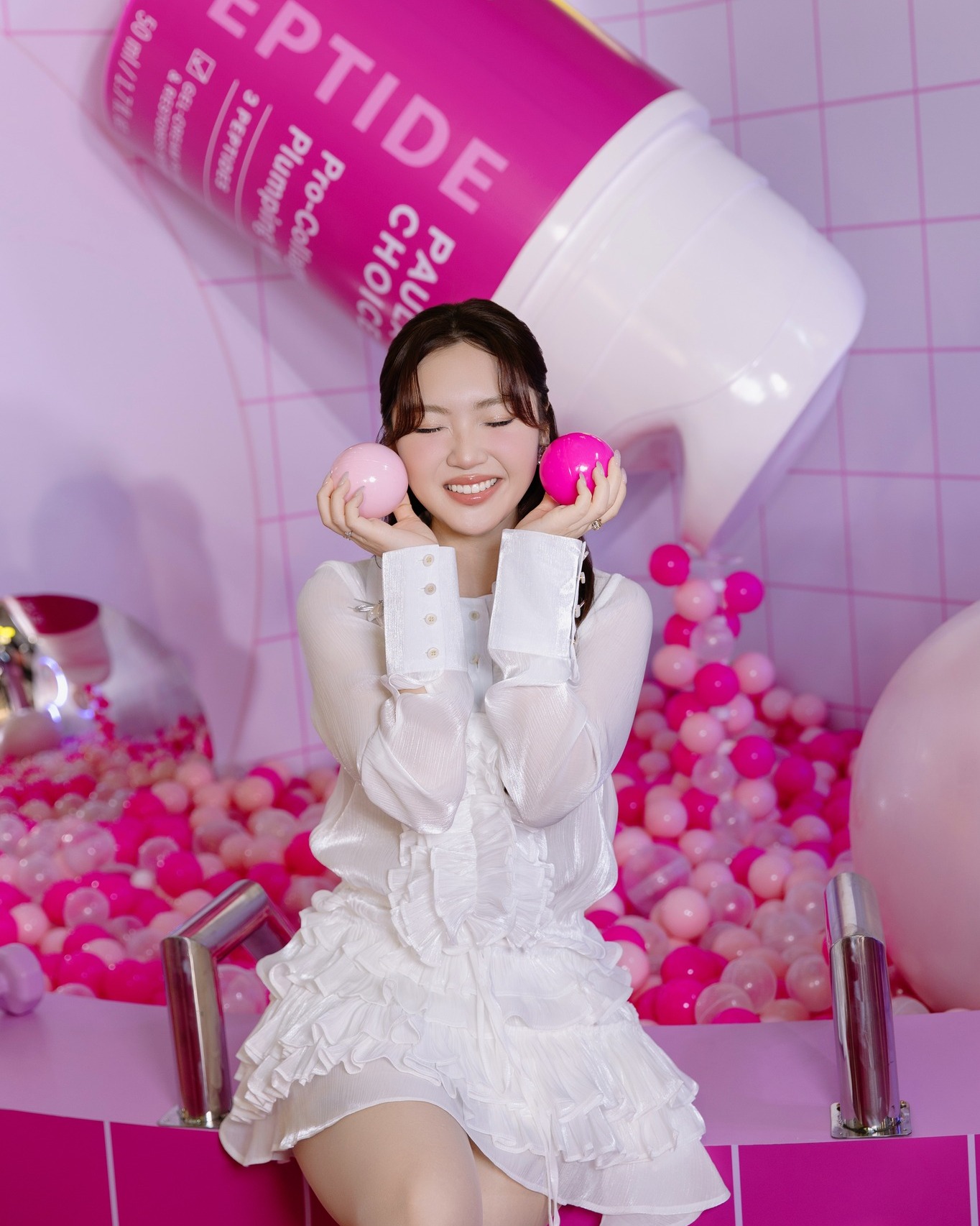 Hinh anh Phan Đăng Hoàng tổ chức pop-up store 3