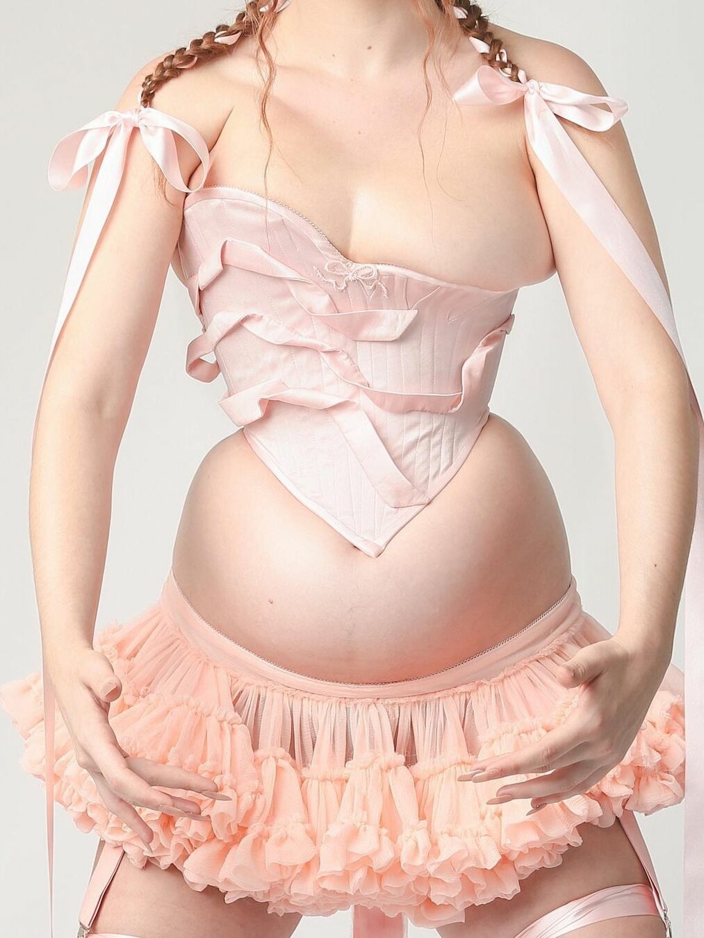 Hinh anh Mặt tối của “doll-core” 1