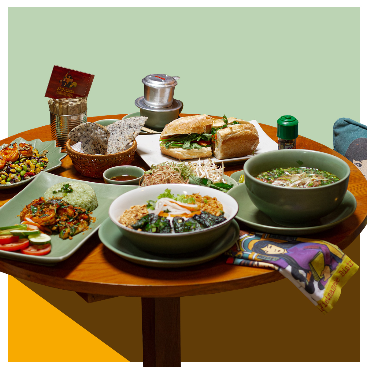 Hinh anh Propaganda Vietnamese Bistro 5
