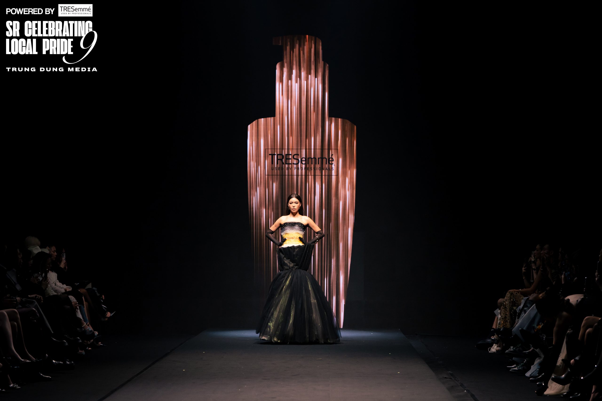 Hinh anh FACE the Presentation Show 2025 bởi các học viên từ Học viện thiết kế thời trang FACE Academy 3