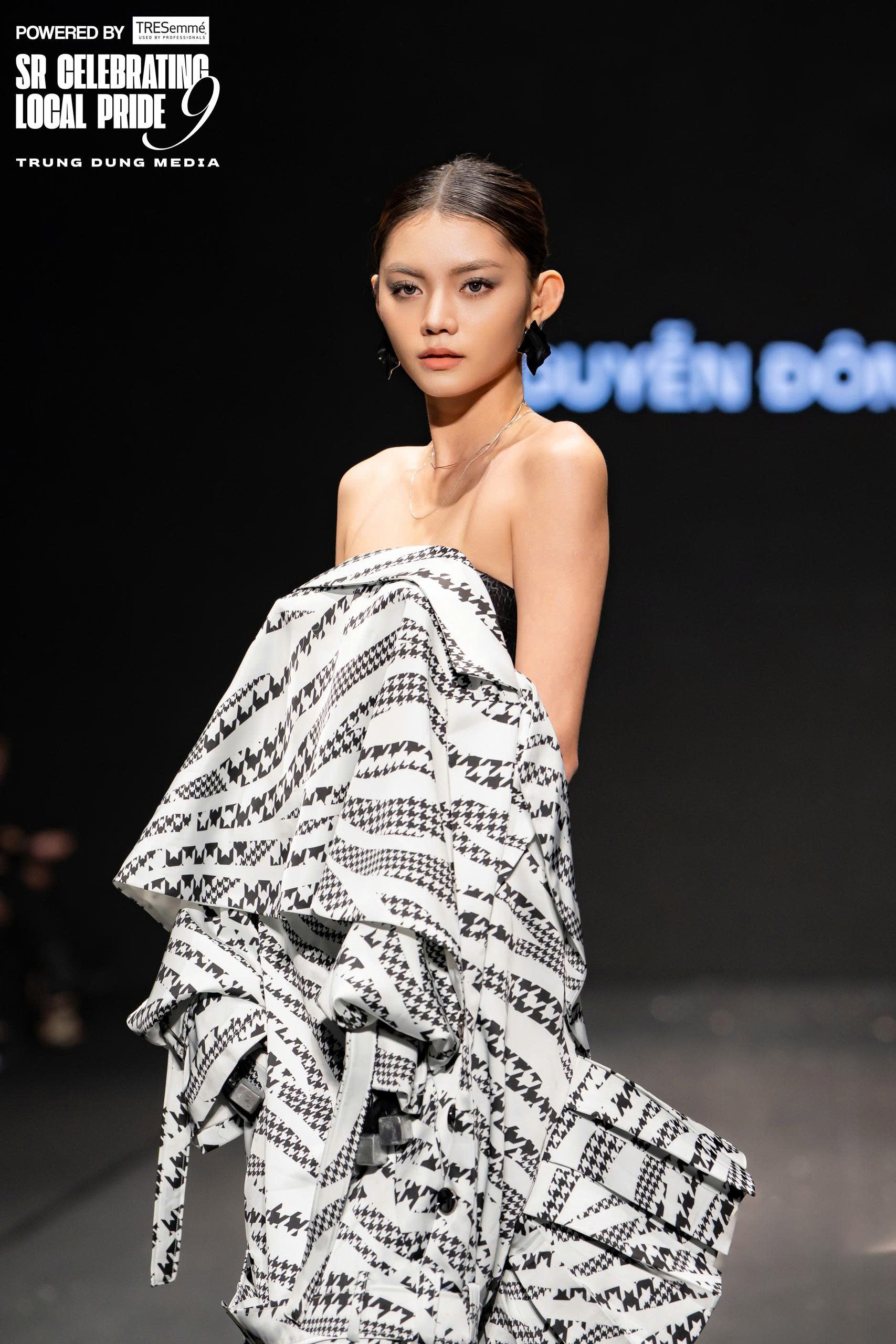 Hinh anh Sự lên ngôi của mái tóc effortless tại SR CLP9 2