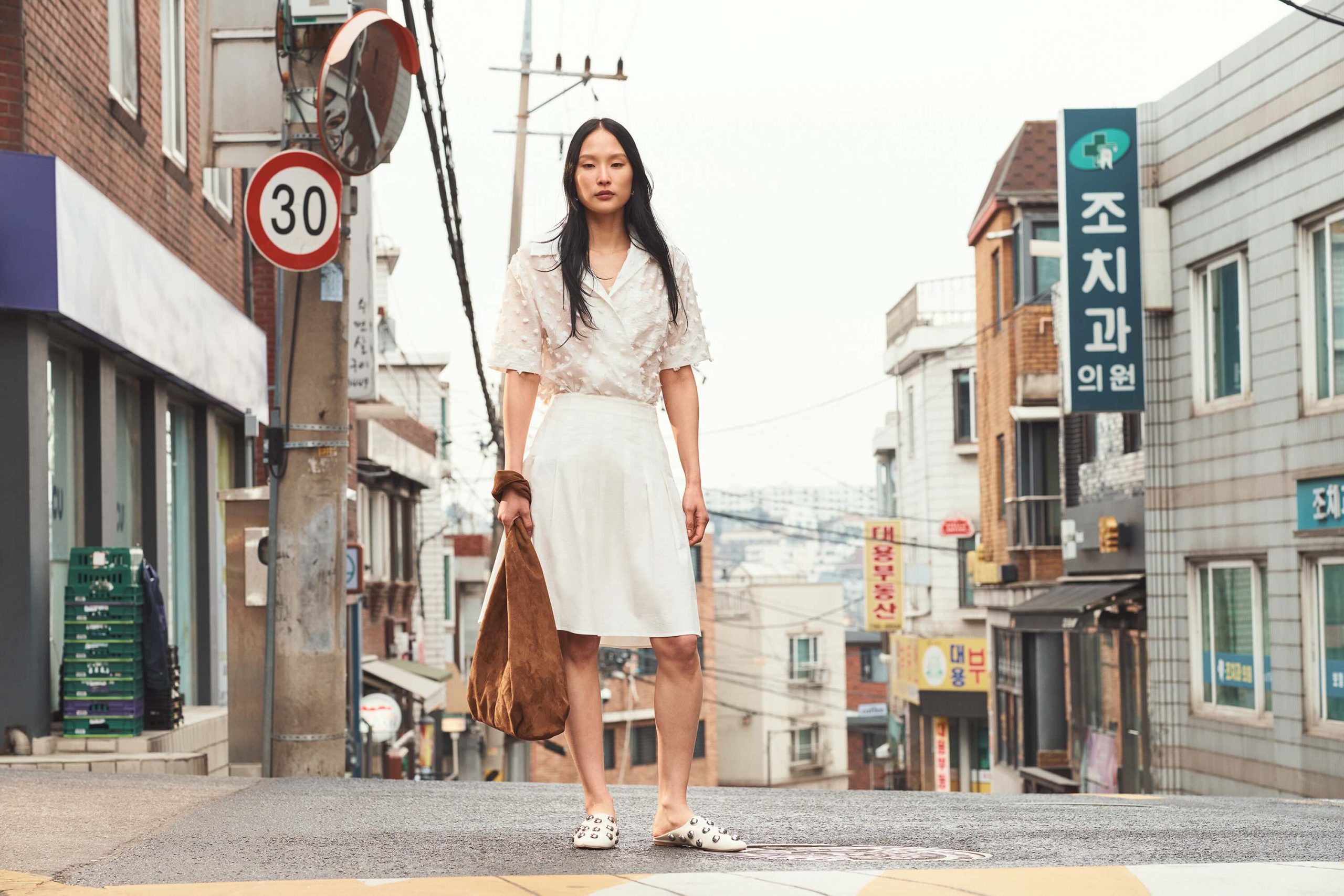 Hinh anh Tinh tế, tối giản, thời thượng: H&M giới thiệu BST Capsule châu Á đầu tiên dành cho mùa hè 4